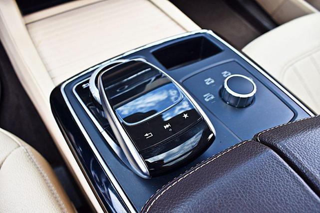Photo of 2018 BLUE Mercedes-Benz GLE 350