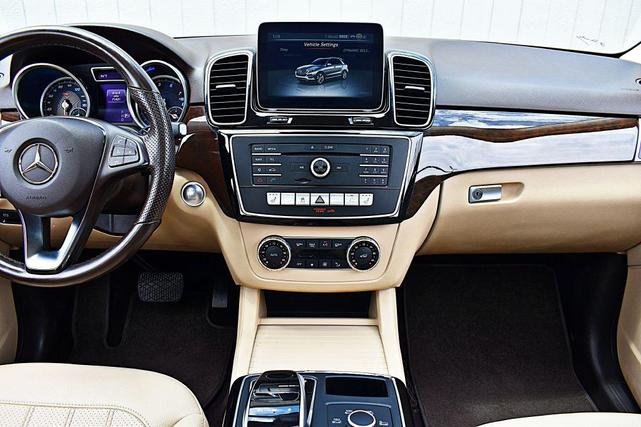 Photo of 2018 BLUE Mercedes-Benz GLE 350
