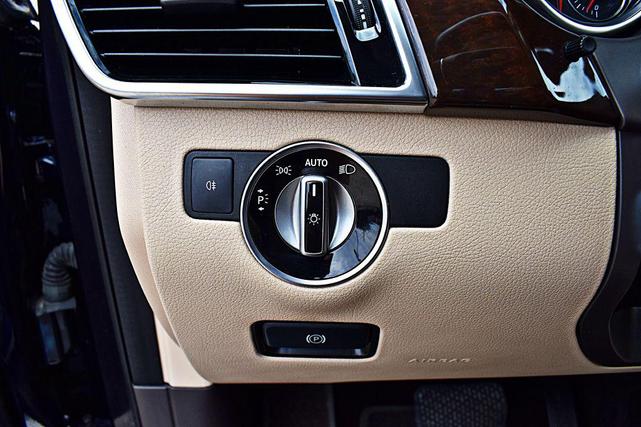 Photo of 2018 BLUE Mercedes-Benz GLE 350