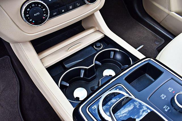 Photo of 2018 BLUE Mercedes-Benz GLE 350