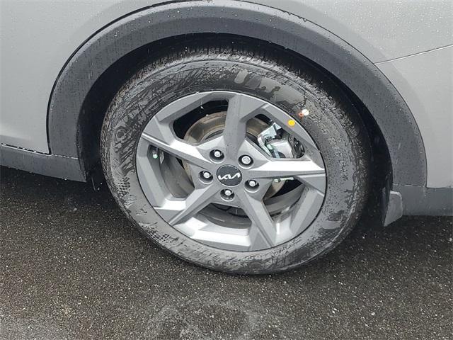 Photo of 2025 Steel Gray Kia K4