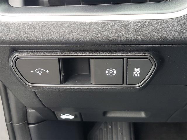 Photo of 2025 Steel Gray Kia K4