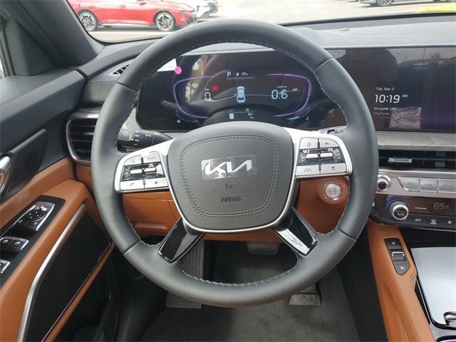 Photo of 2025 Jungle Green Kia Telluride