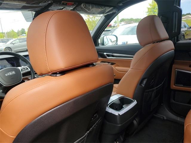 Photo of 2025 Jungle Green Kia Telluride