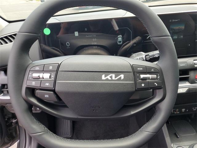 Photo of 2025 Gray Kia K4