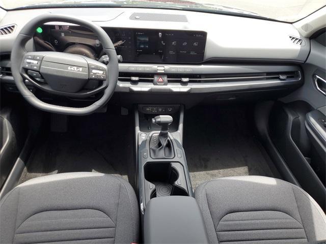 Photo of 2025 Gray Kia K4