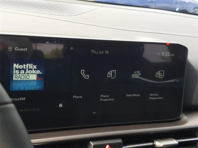 Photo of 2026 Glacial White Pearl Kia Sportage