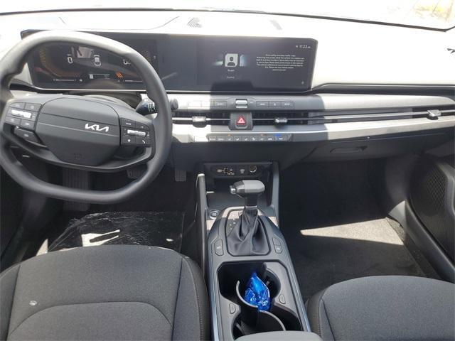 Photo of 2025 Steel Gray Kia K4