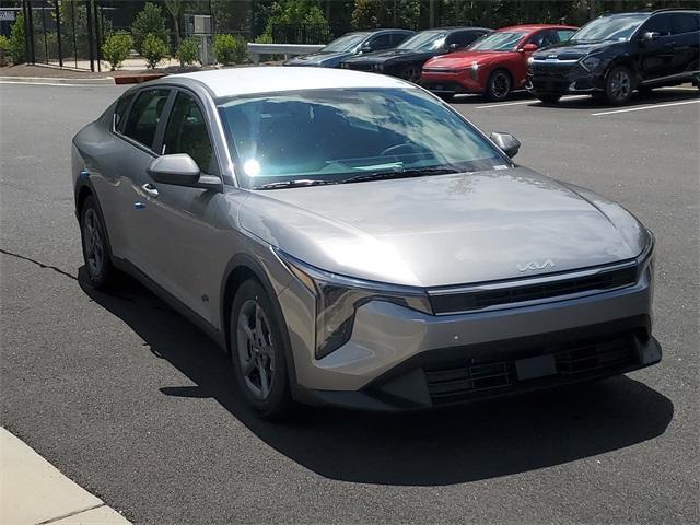 Photo of 2025 Steel Gray Kia K4