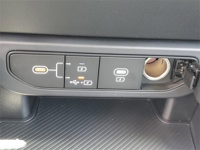 Photo of 2025 Steel Gray Kia K4