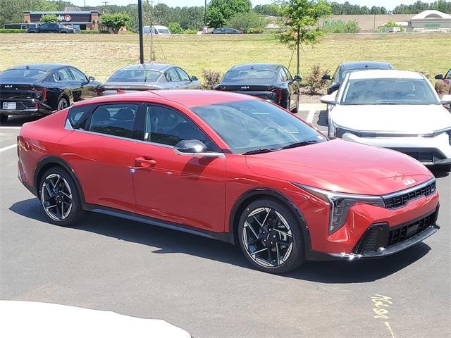 Photo of 2025 Currant Red Kia K4