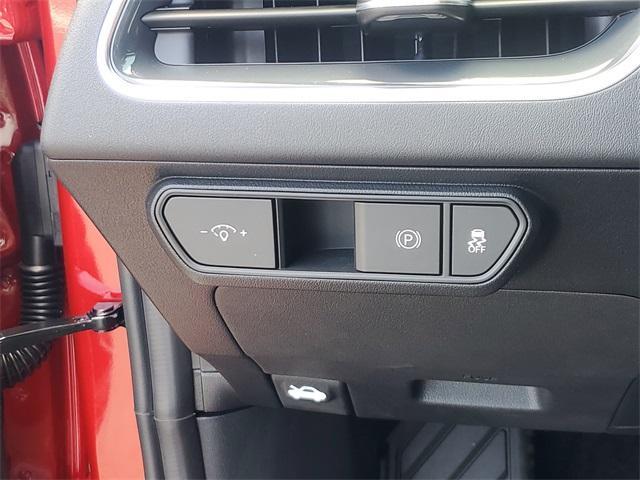 Photo of 2025 Currant Red Kia K4