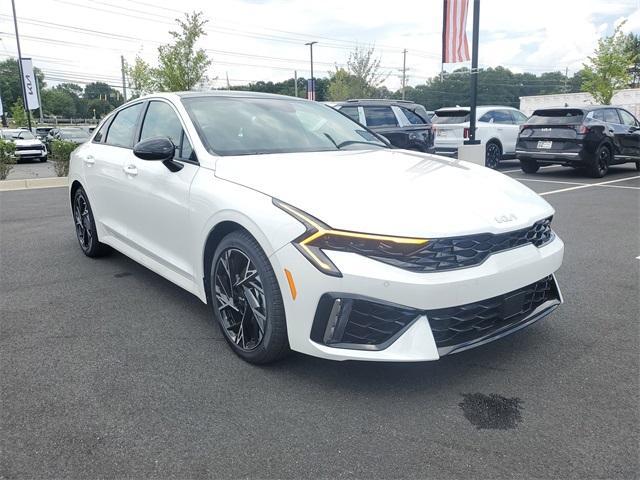 Photo of 2025 Snow White Pearl Kia K5