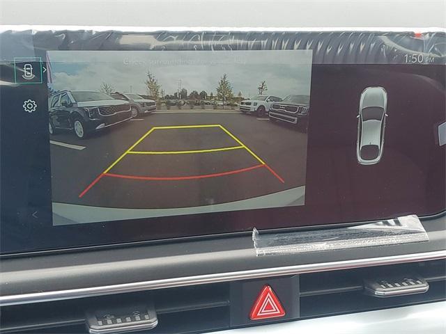 Photo of 2025 Snow White Pearl Kia K5