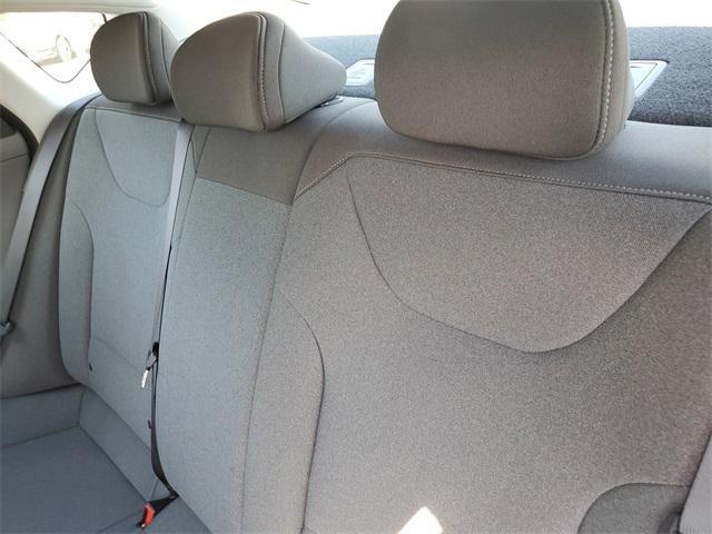 Photo of 2025 Currant Red Kia K4
