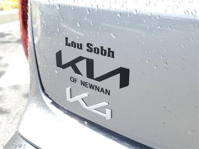 Photo of 2025 Steel Gray Kia K4