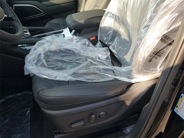 Photo of 2025 Ebony Black Kia Telluride