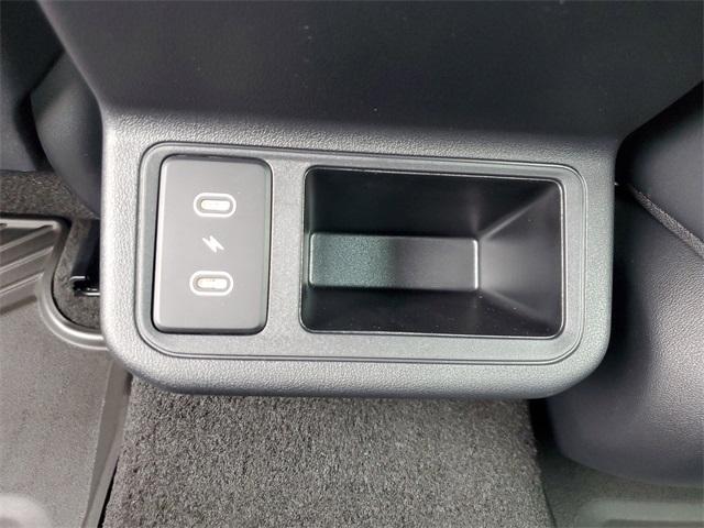 Photo of 2025 Currant Red Kia K4