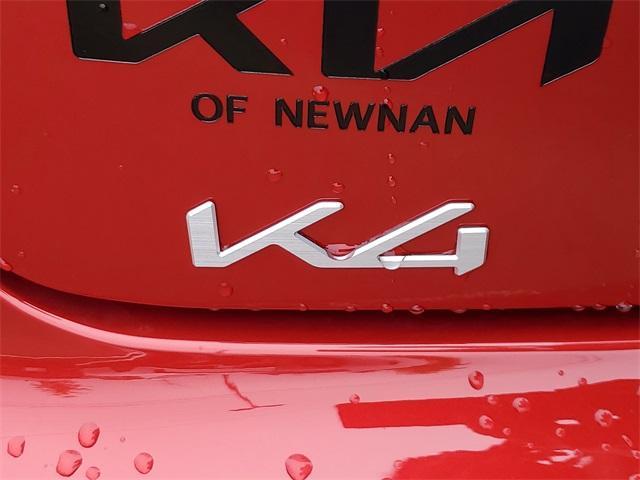 Photo of 2025 Currant Red Kia K4
