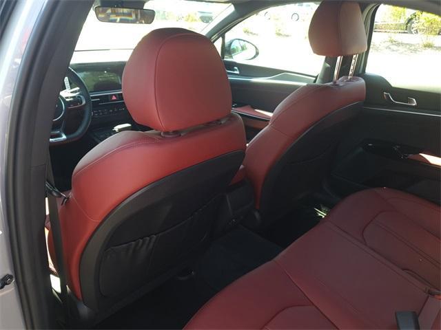 Photo of 2025 Wolf Gray Kia K5