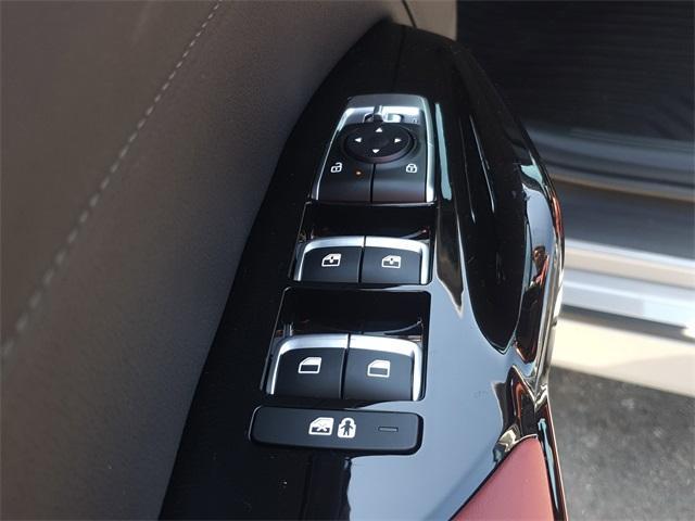 Photo of 2025 Wolf Gray Kia K5