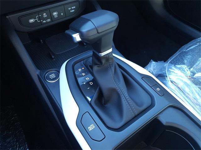 Photo of 2025 Currant Red Kia K4