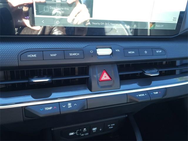 Photo of 2025 Currant Red Kia K4