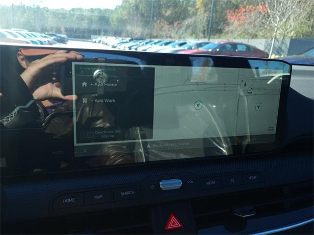 Photo of 2025 Currant Red Kia K4
