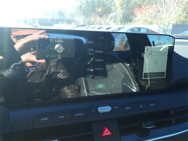 Photo of 2025 Currant Red Kia K4