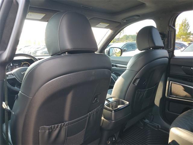 Photo of 2025 Ebony Black Kia Telluride