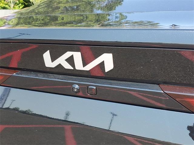 Photo of 2025 Aurora Black Pearl Kia K4