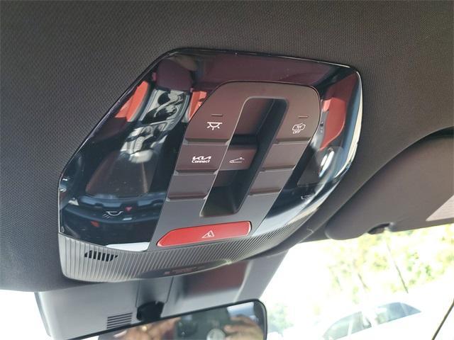 Photo of 2025 Aurora Black Pearl Kia K4