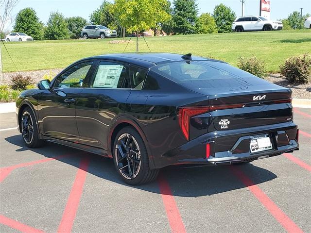 Photo of 2025 Aurora Black Pearl Kia K4