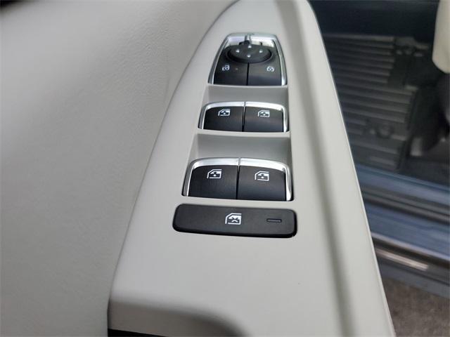 Photo of 2026 Metal Kia Carnival