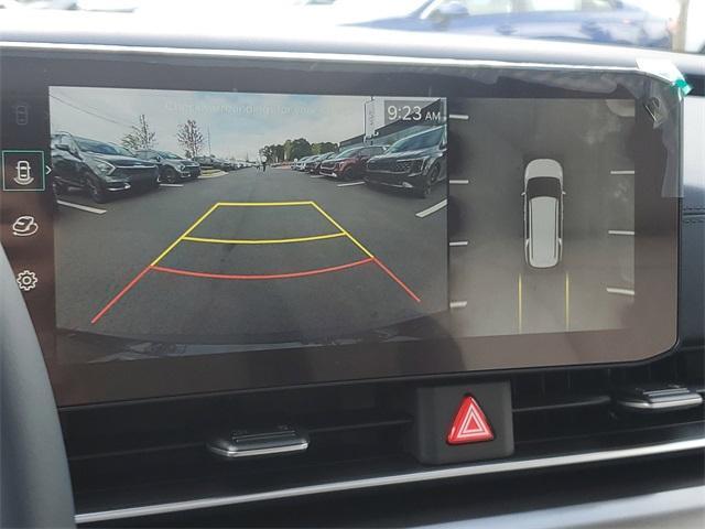Photo of 2026 Metal Kia Carnival