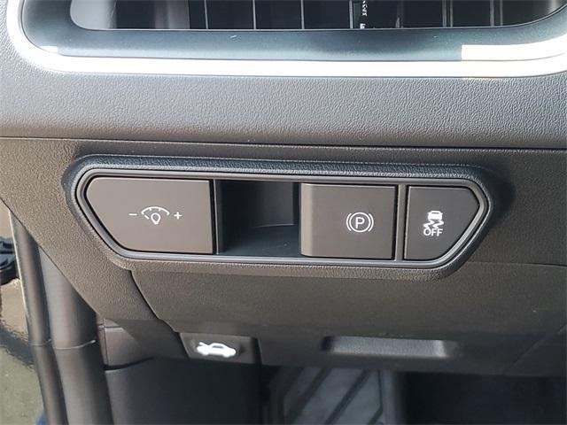 Photo of 2025 Aurora Black Pearl Kia K4