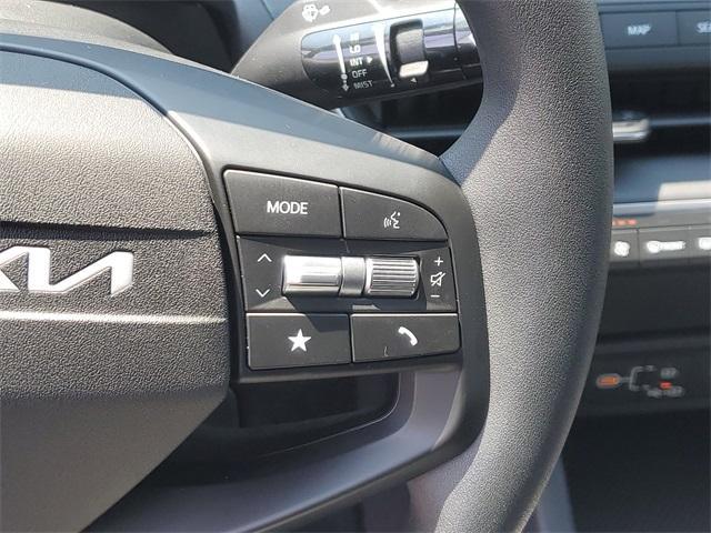 Photo of 2025 Aurora Black Pearl Kia K4