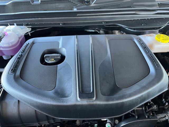 Photo of 2025 Bright White Clearcoat RAM 1500