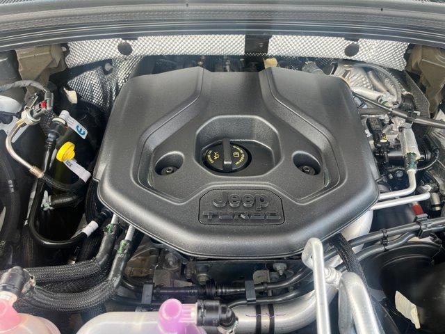 Photo of 2022 Bright White Clearcoat Jeep Grand Cherokee 4xe