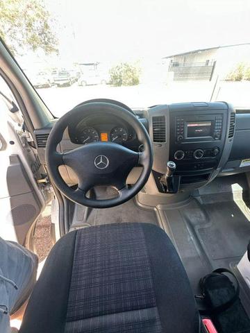 Photo of 2014 Arctic White Mercedes-Benz Sprinter