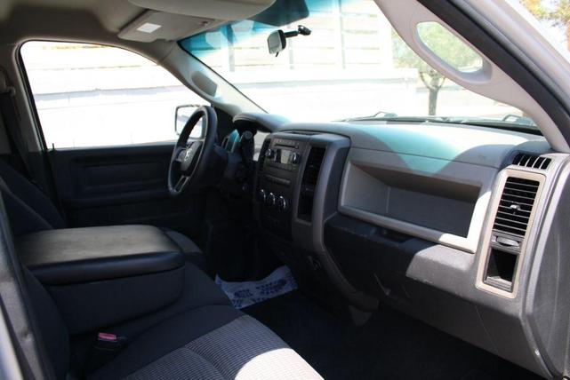 Photo of 2012 Silver RAM 1500