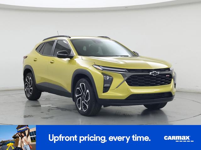Photo of 2024 Yellow Chevrolet Trax