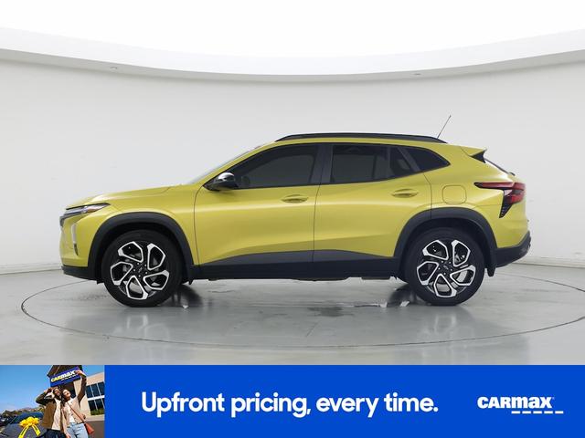 Photo of 2024 Yellow Chevrolet Trax