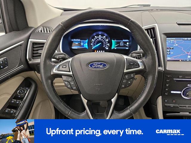 Photo of 2015 Gray Ford Edge