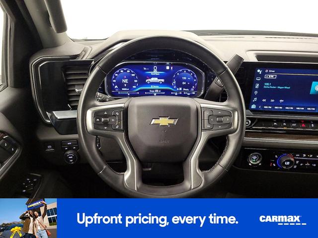 Photo of 2023 Black Chevrolet Silverado 1500
