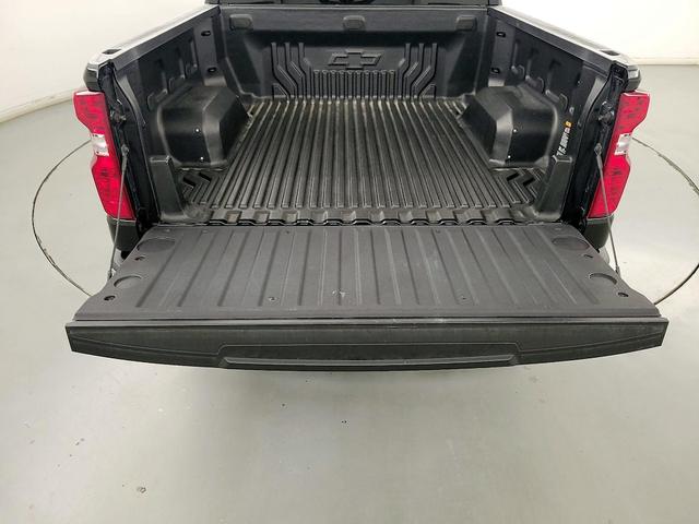 Photo of 2023 Black Chevrolet Silverado 1500