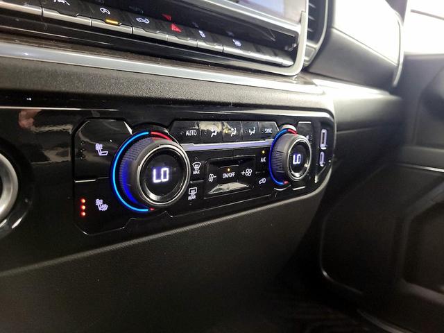Photo of 2023 Black Chevrolet Silverado 1500