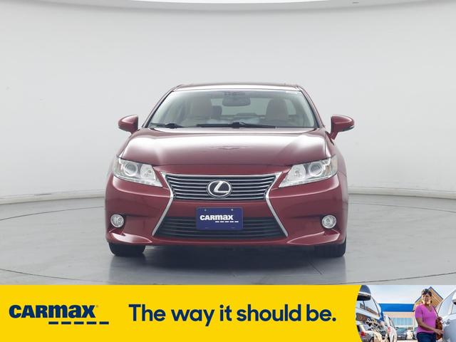 Photo of 2013 Burgundy Lexus ES 350