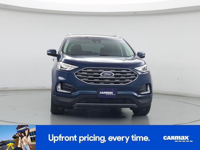 Photo of 2020 Green Ford Edge