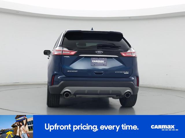 Photo of 2020 Green Ford Edge